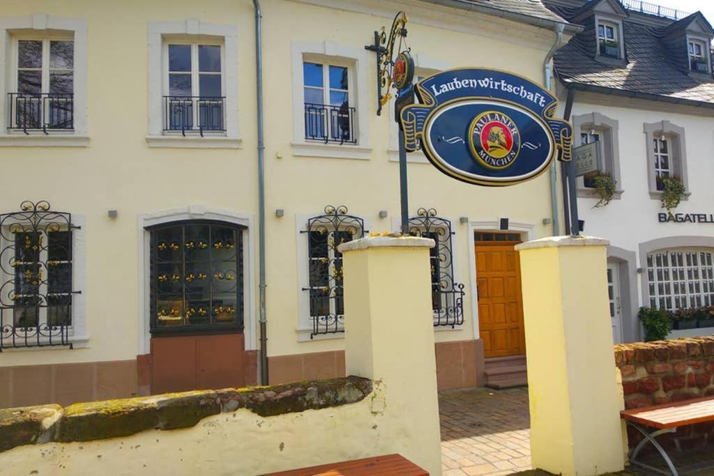 Pearl Studio Apart - King Bed - Netflix - Projector - Fast Wi-Fi Trier Eksteriør billede